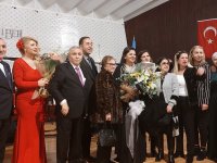 Gazi Üniversitesi Akademisyenler ve İdari Personel Türk Sanat Müziği Korosu yeni yılda seyircisi ile buluştu