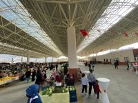 ÇAYIRHAN'A KAPALI PAZAR YERİ YAPILDI