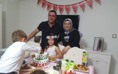 ARAMIZA HOŞ GELDİN ÖZGÜR