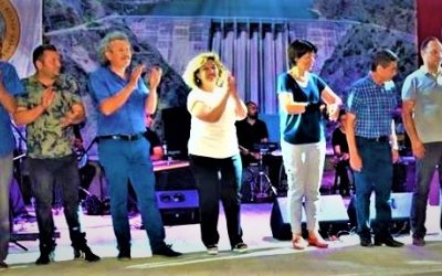 SARDER'DEN 24 ÖĞRENCİYE BURS DESTEĞİ