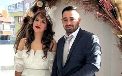 ÖZLEM KARADEMİR'İMİZE MUTLULUKLAR DİLERİZ