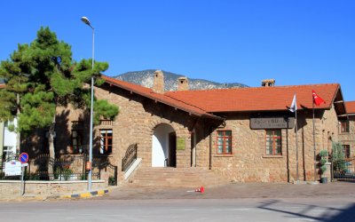 NALLIHAN AYHAN SÜMER KÜLTÜR MERKEZİ