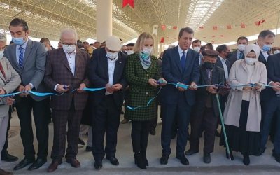 ÇAYIRHAN'A KAPALI PAZAR YERİ YAPILDI