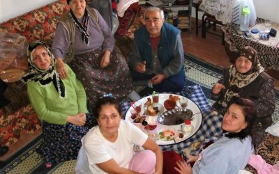 GÖKÇER KARTAL'DAN İFTAR YEMEĞİ