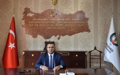 İLÇEMİZ NALLIHAN'IN YENİ KAYMAKAMI YUSUF DURANİ DİNÇ GÖREVİNE BAŞLADI