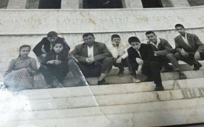 TÜM ÖĞRETMENLERİMİZİN ÖĞRETMENLER GÜNÜNÜ KUTLUYORUZ