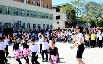 HASRET BİTTİ İLK DERS ZİLİ ÇALIYOR