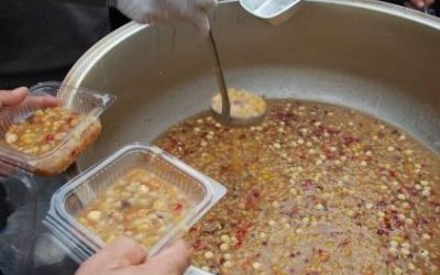 SARIYAR'IMIZDA AŞURE DAĞITILDI