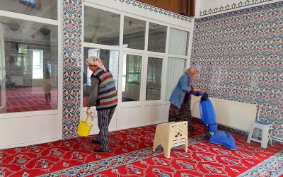 CAMİMİZDE BAYRAM TEMİZLİĞİ YAPILDI