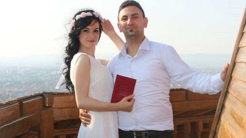 Tüm Dostlarımızı Düğünümüze Bekleriz