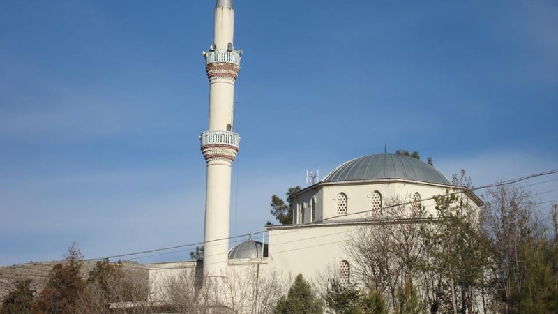 Sarıyar’ımızda Cami Temizliği