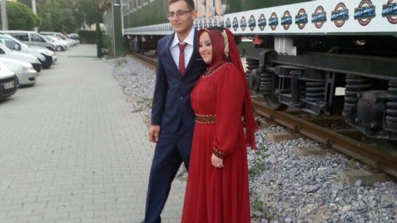 DÜĞÜNÜMÜZ VAR TÜM DOSTLARIMIZI BEKLERİZ