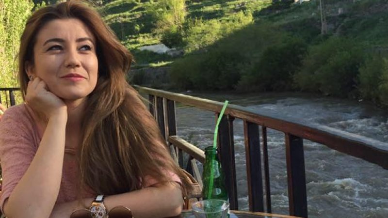 NAGİHAN ÖĞRETMENİMİZE ÖMÜR BOYU MUTLULUKLAR DİLERİZ