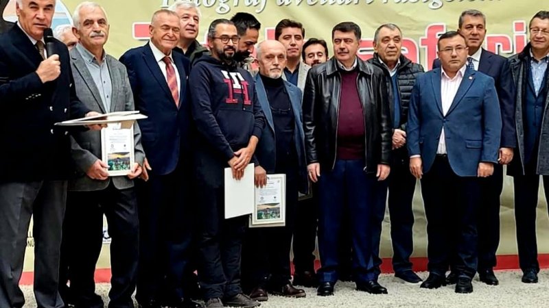 Nallıhan Kuş Cenneti'nde bu yıl 7'incisi düzenlenen Foto Safari Yarışması'nda ödül töreni düzenlendi