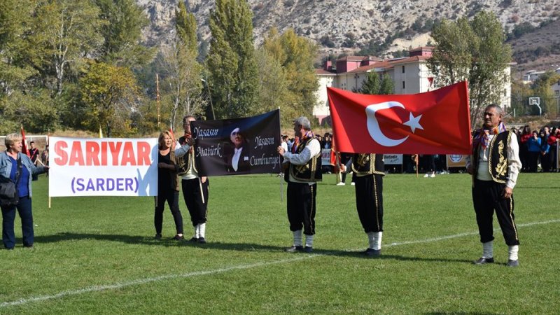 İLÇEMİZ NALLIHAN'DA CUMHURİYET BAYRAMI ÇOŞKUYLA KUTLANDI