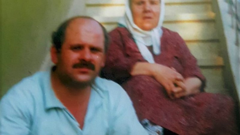 BÜTÜN ANNELERİMİZİN ANNELER GÜNÜNÜ GÖNÜLDEN KUTLARIZ