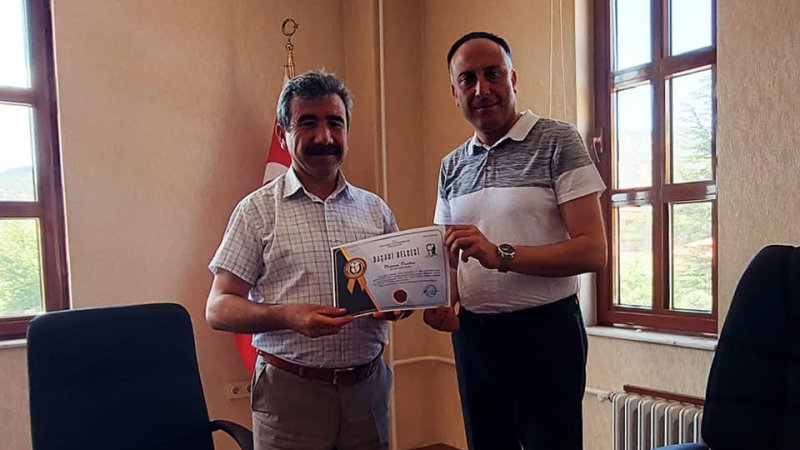 UZAKTAN EĞİTİM ÇALIŞMALARINDA İLÇEMİZ NALLIHAN 1 NUMARA