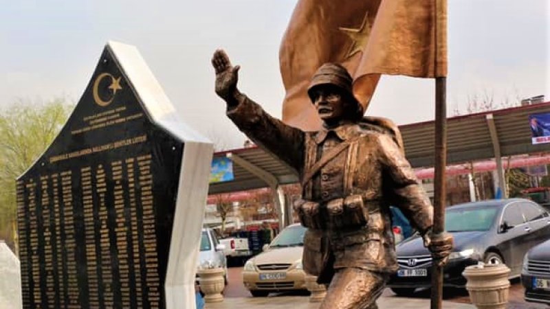 Çanakkale Savaşları ve Nallıhan'lı Şehitlerimiz Anıtı