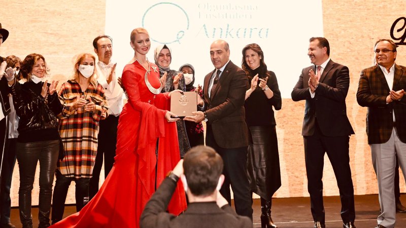 ESRA'IMIZ BALIKESİR'İ BÜYÜLEDİ