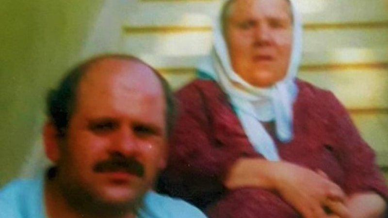 NUR İÇİNDE YAT ANNEM