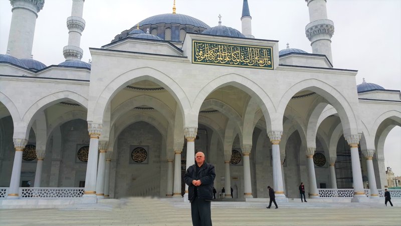 KADİR GECEMİZ MÜBAREK OLSUN