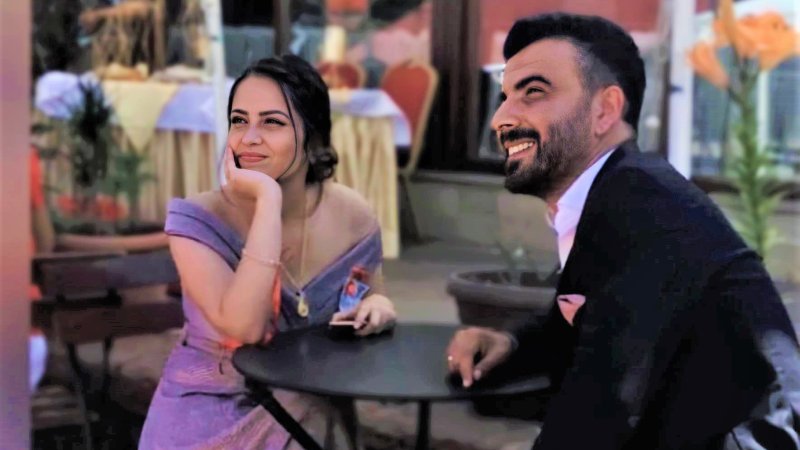 KÜBRA ÖĞRETMENİMİZE MUTLULUKLAR DİLERİZ