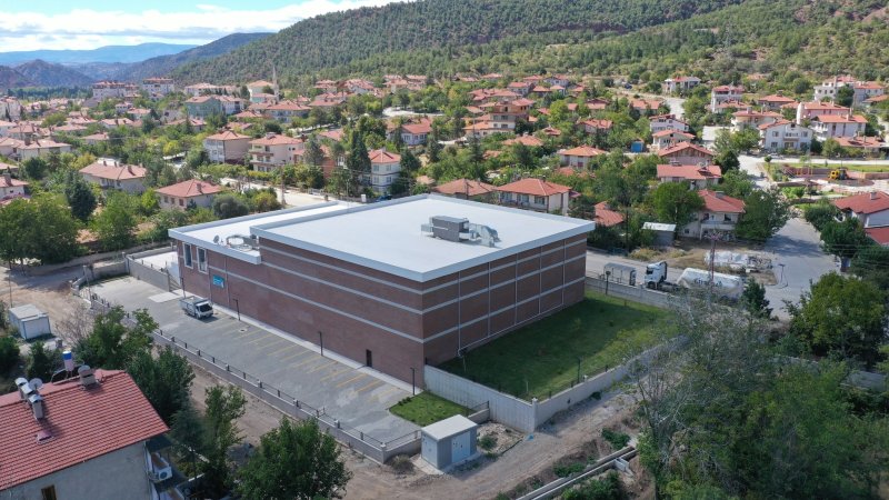 İLÇEMİZ NALLIHAN'A YARI OLİMPİK YÜZME HAVUZU AÇILIYOR