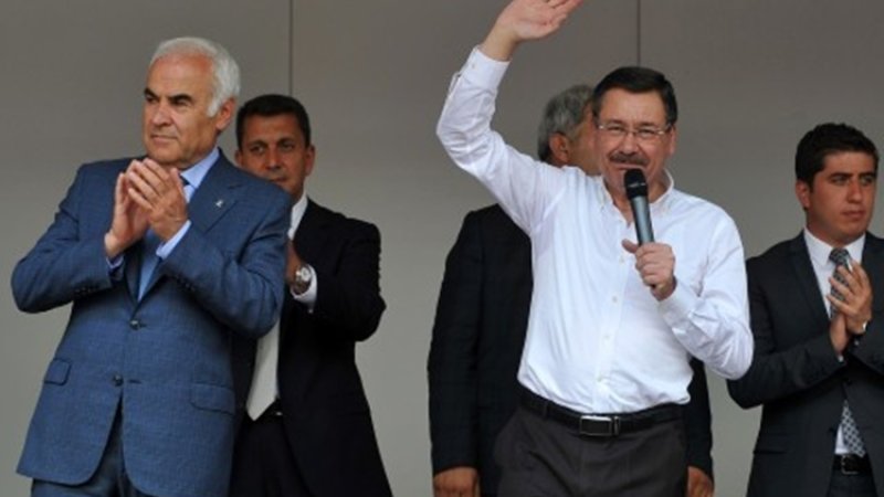 MELİH GÖKÇEK İLÇELERİMİZE VERDİĞİ SÖZLERİ YERİNE GETİRİYOR