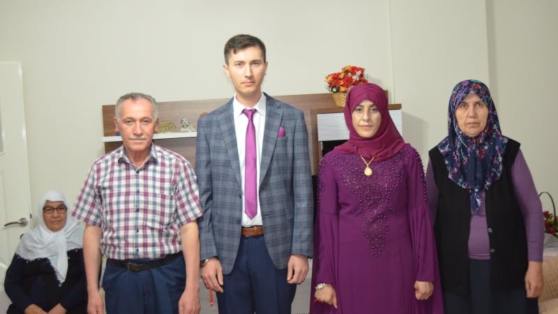 ONUR'UMUZA MUTLULUKLAR DİLERİZ