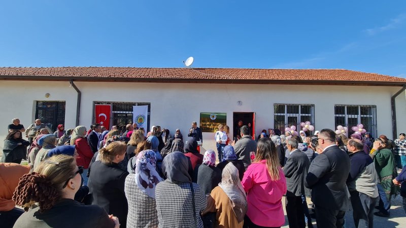 SARIYAR KADINLAR LOKALİ AÇILDI