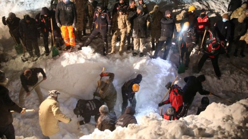 MİLLETİMİZİN BAŞI SAĞ OLSUN